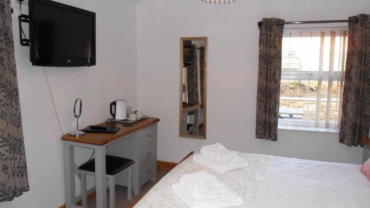 Bed and Breakfast The Bear à Rhayader Extérieur photo