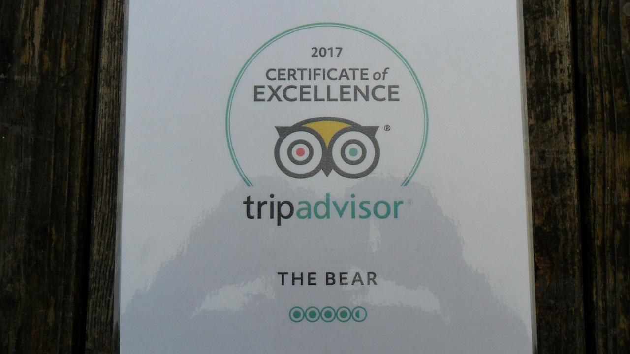 Bed and Breakfast The Bear à Rhayader Extérieur photo